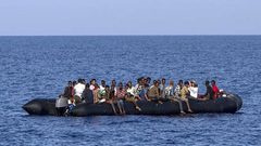 حرس الحدود التونسي ينقذ أكثر من 160 مهاجرا من الغرق