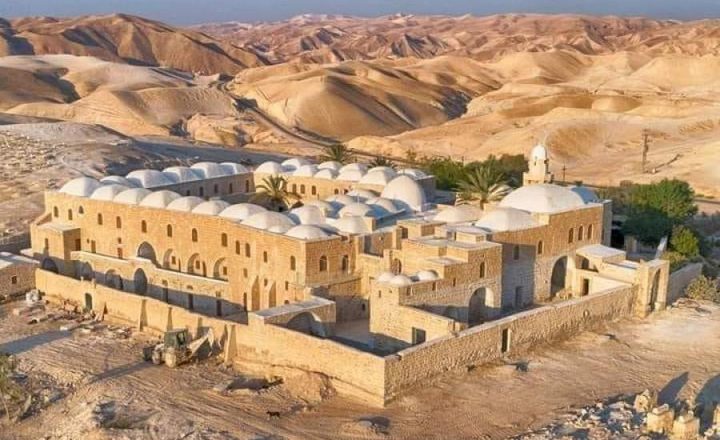 الأوقاف تعين 15 موظفا في مقام النبي موسى لسد احتياجاته
