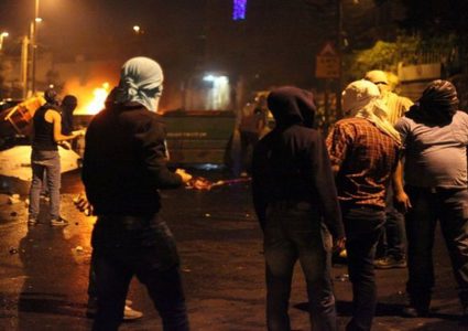 إصابات بالغاز خلال مواجهات مع الاحتلال وسط الخليل