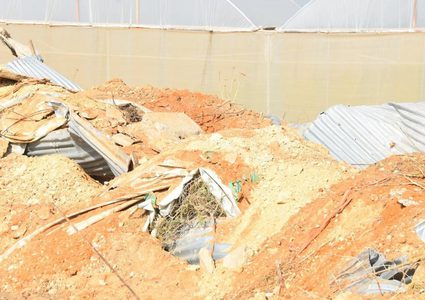 الاحتلال يهدم خزان مياه في بلدة فروش بيت دجن