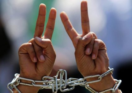 وقفة إسناد للأسرى المرضى في طولكرم