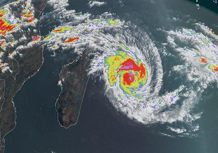 ارتفاع حصيلة ضحايا الإعصار "باتسيراي" في مدغشقر إلى 96 قتيلا