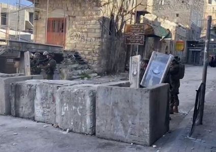 إصابات خلال مواجهات في الخليل عقب مسيرة منددة بجرائم الاحتلال