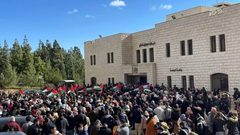 عميد شؤون الطلبة في جامعة بيرزيت عنان الأتيرة تقدم استقالتها