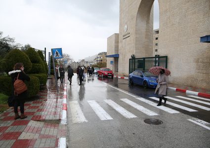 أجواء "النجاح" بالتزامن مع تساقط الأمطار