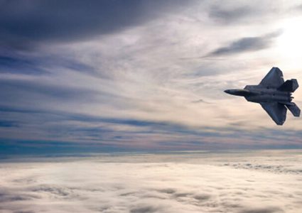 مقاتلات أمريكية تصل إلى الإمارات بعد هجمات الحوثي