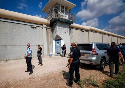 نادي الأسير: عقوبات جديدة بحق الأسرى في سجون الاحتلال