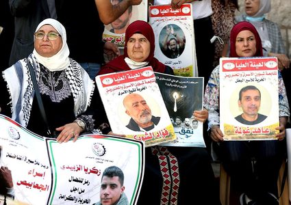 وقفات دعم واسناد للأسرى في محافظات الوطن