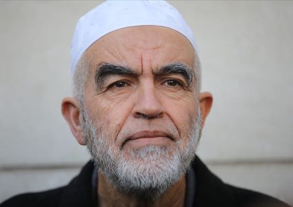 قرار بمنع الشيخ رائد صلاح من السفر لمدة 3 أشهر