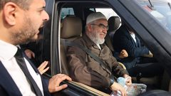 الاحتلال يمنع الشيخ رائد صلاح من السفر 3 أشهر