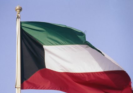 الكويت تعلن رفع قيود كورونا