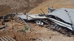 الاحتلال يخطر بهدم منشآت زراعية في عاطوف جنوب طوباس