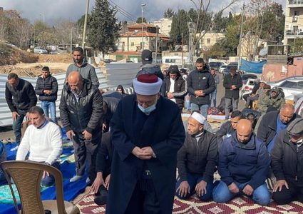 دعوات لإقامة صلاة الجمعة غداً في حي الشيخ جرّاح