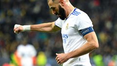 بنزيما يزف أنباء سارة لأنشيلوتي في معسكر الريال