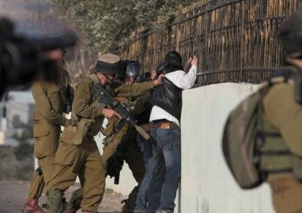 الاحتلال يعتقل أسيرا محررا من بلدة أبو ديس