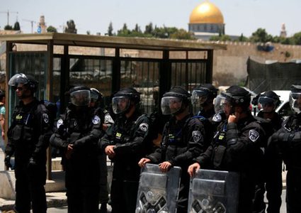 شرطة الاحتلال تواصل الانتشار المكثف في حي الشيخ جراح والبلدة القديمة