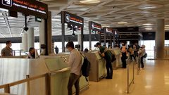 الاردن: الغاء فحص كورونا للقادمين بدءا من آذار