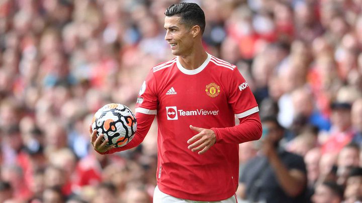 مانشستر يونايتد يرحب برحيل رونالدو