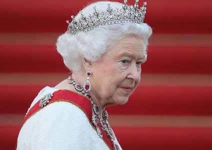 ملكة بريطانيا إليزابيث الثانية تصاب بفيروس كورونا