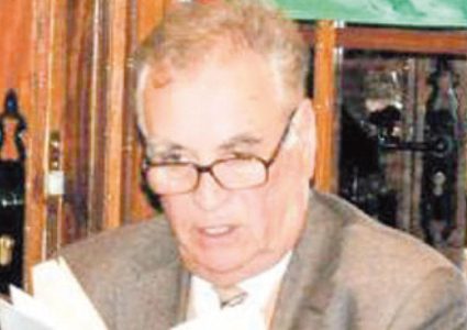 الاتحاد العام للكتّاب والأدباء ينعى الشاعر محمود صبح