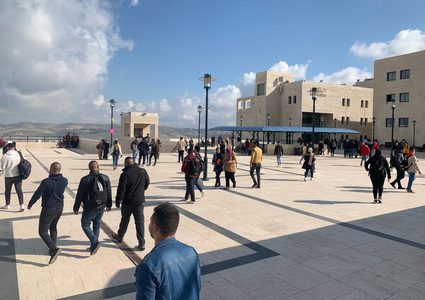 أجواء الصباح في جامعة النجاح