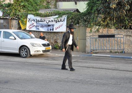اعتداءات واغلاقات متواصلة للاسبوع الثاني على التوالي في الشيخ جراح