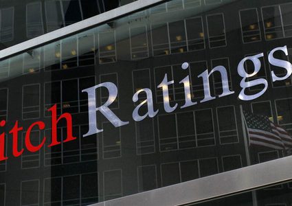 فيتش تخفض التصنيف الائتماني لأوكرانيا بسبب الغزو الروسي