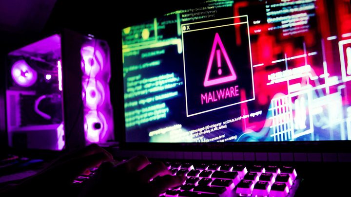 بيسكوف: نرصد هجمات سيبرانية مستمرة على موقع الكرملين