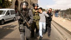 الاحتلال يعتقل ثلاثة مواطنين من الشيخ جراح والبلدة القديمة