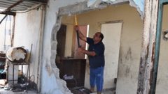 الاحتلال يجبر عائلة على هدم منزلها ذاتيا في بيت حنينا