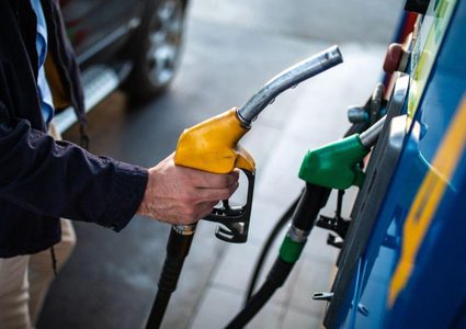 تثبيت أسعار المحروقات والغاز لشهر آذار كما الشهر الماضي