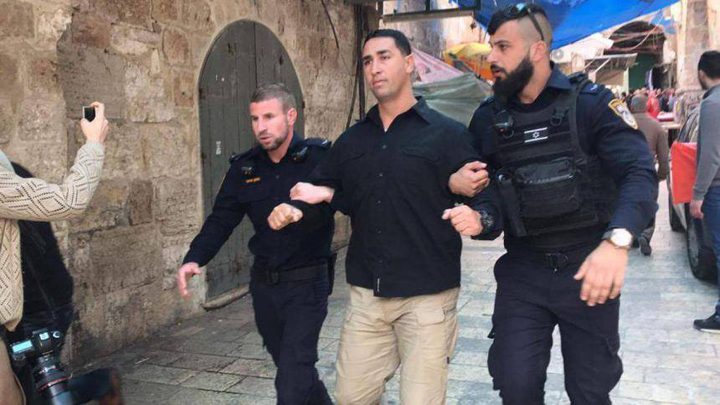 محكمة احتلالية تحكم على أحد حراس الأقصى بالسجن ستة أشهر