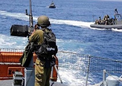 بحرية الاحتلال تطلق النار صوب مراكب الصيادين في بحر غزة