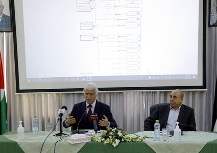 وزارة التربية والتعليم تطلق سياسة التحول الرقمي