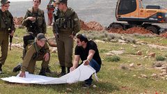 الاحتلال يجرف طرقا فرعية في محيط سبسطية بنابلس