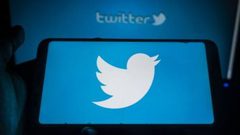 "تويتر" يحد من الوصول إلى حسابات الحكومة الروسية