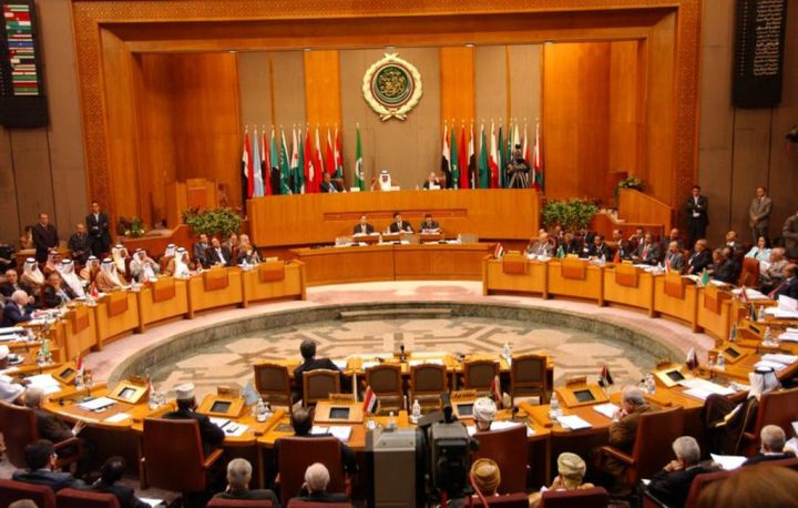 مجلس السفراء العرب يناقش مع مسؤولين أوكران تسهيل عبور المواطنين واحتياجاتهم