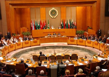 مجلس السفراء العرب يناقش مع مسؤولين أوكران تسهيل عبور المواطنين واحتياجاتهم