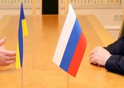 موسكو وكييف تتفقان على إقامة ممرات إنسانية لإجلاء المدنيين