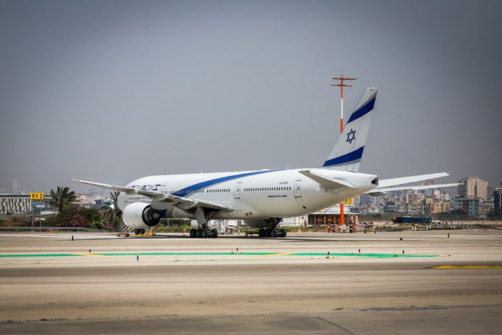 لجنة المالية بالكنيست توافق على ضمان بملياري دولار لإبقاء السفر الجوي مع روسيا