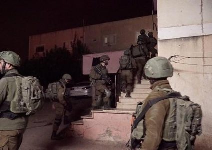 قوات الاحتلال تعتقل 5 مواطنين من جنين