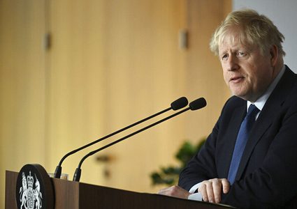 جونسون: ليست لدينا رغبة في تحدي الأمة العظيمة والدولة الكبرى