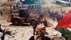 حكومة الاحتلال تطلب تمديد مهلة ردها بشأن تهجير "الخان الأحمر" لـ48 ساعة