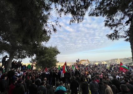 تشييع جثمان الشهيد الطفل يامن جفّال في أبو ديس