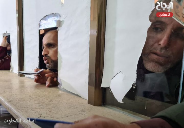 تسليم دفعة جديدة من هويات لم الشمل لاهالي قطاع غزة