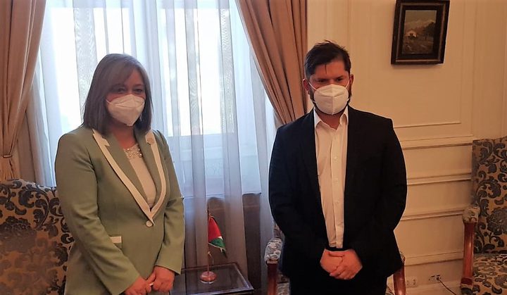 معايعة تشارك في حفل تنصيب رئيس جمهورية التشيلي الجديد