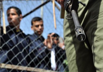 نادي الأسير يحمل الاحتلال المسؤولية عن حياة الأسير إياد عمر من مخيم جنين