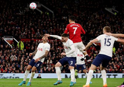 "هاتريك" رونالدو يحسم مواجهة توتنهام