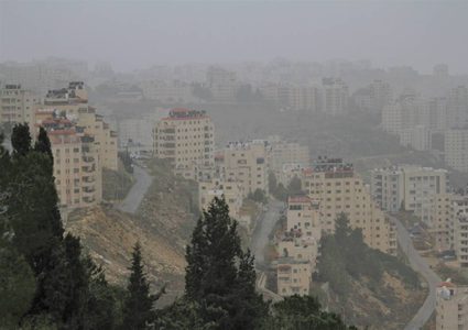 الطقس: أجواء غائمة وشديدة البرودة وفرصة مهيأة لسقوط أمطار خفيفة