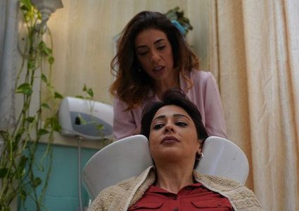 حسام بسطامي..محامي من نابلس يرفع قضية على أصحاب فيلم "صالون هدى"